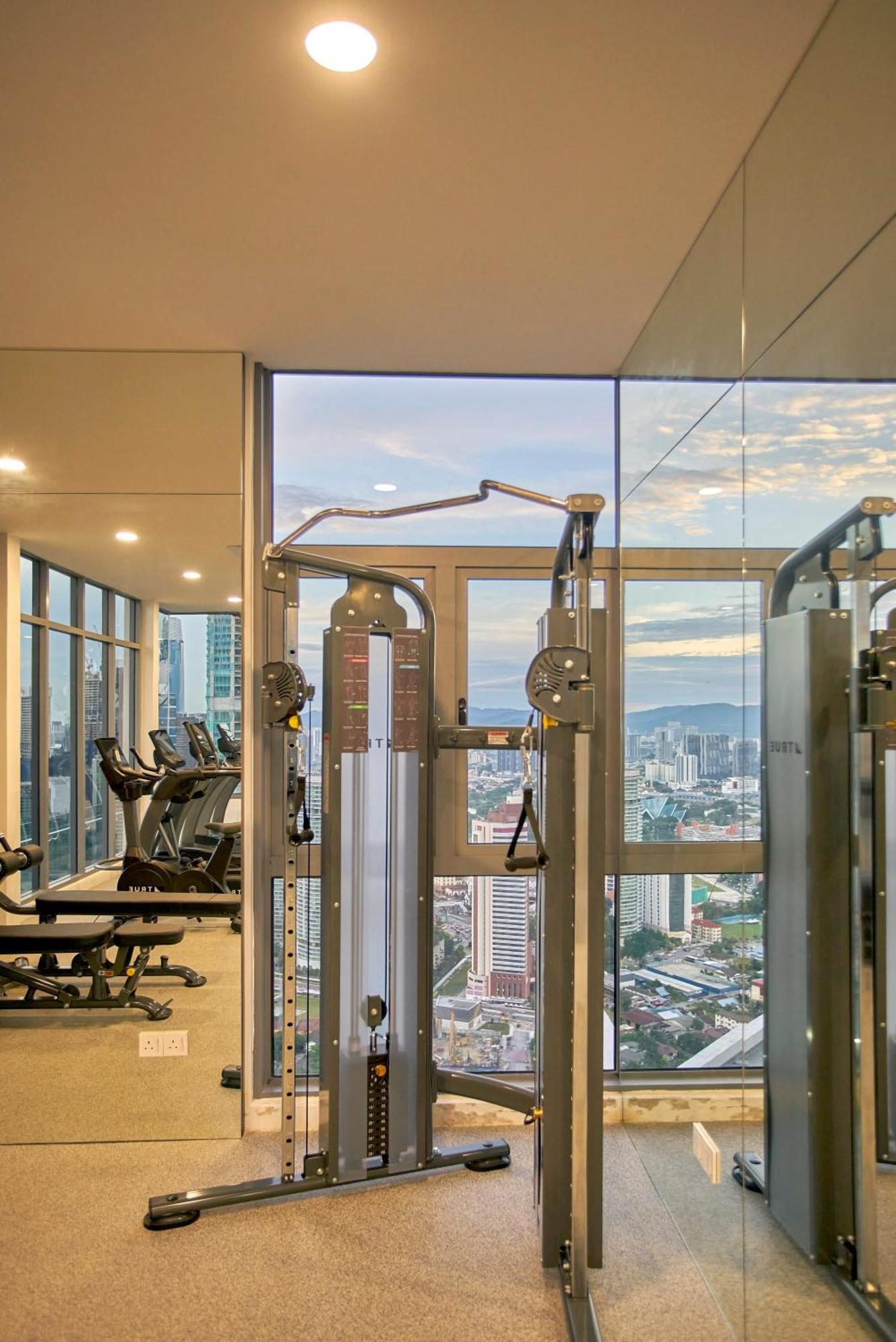 Royce Residence Klcc By Cobnb 쿠알라룸푸르 외부 사진